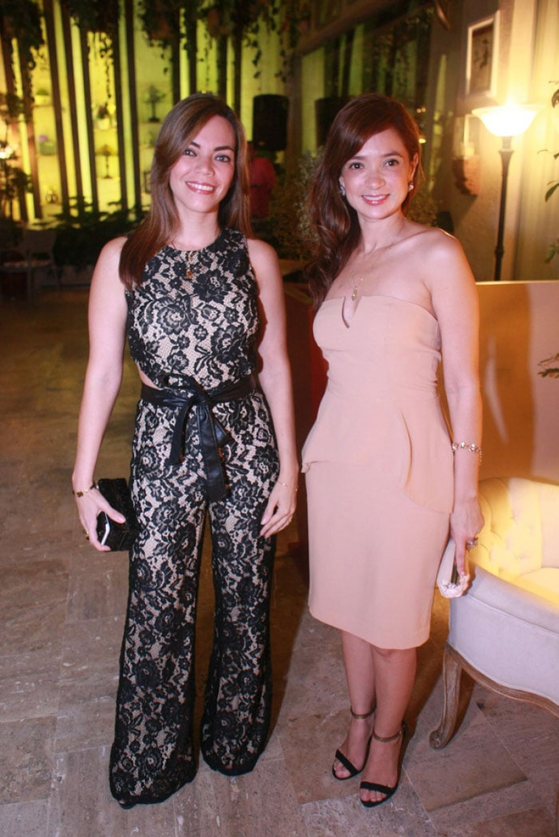 Evelin Calderón y Vilma Matos.
