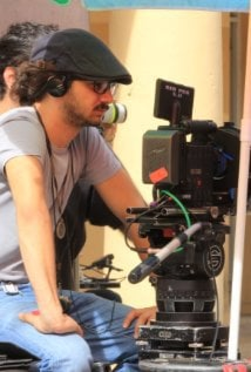 Cineasta. José María Cabral dirige, produce, escribe y es el alma de sus películas.
