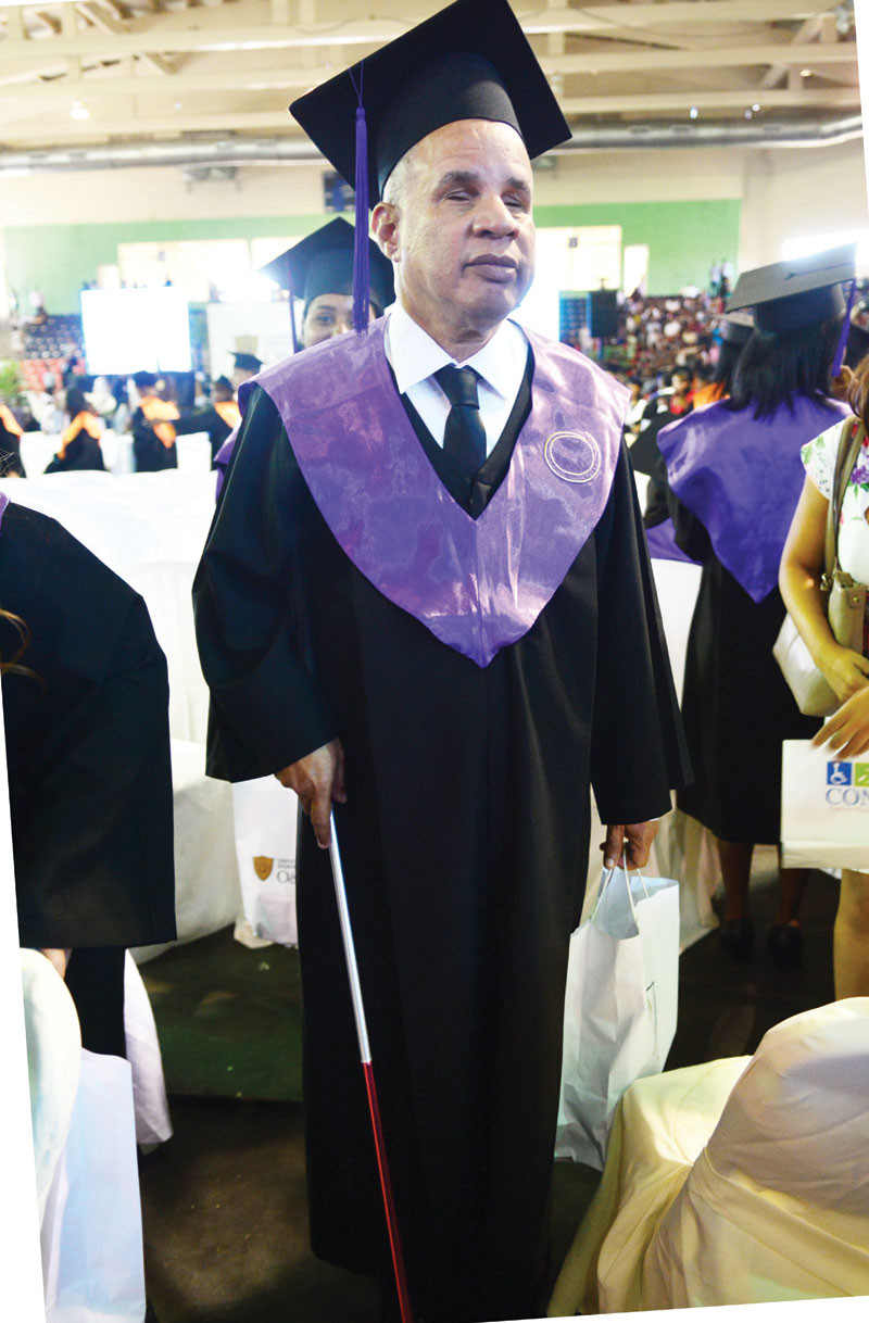 Logro. Pedro Pablo Rosario en un momento de la pasada graduación de la O&M realizada en el palacio de volibol del Centro Olímpico Juan Pablo Duarte.