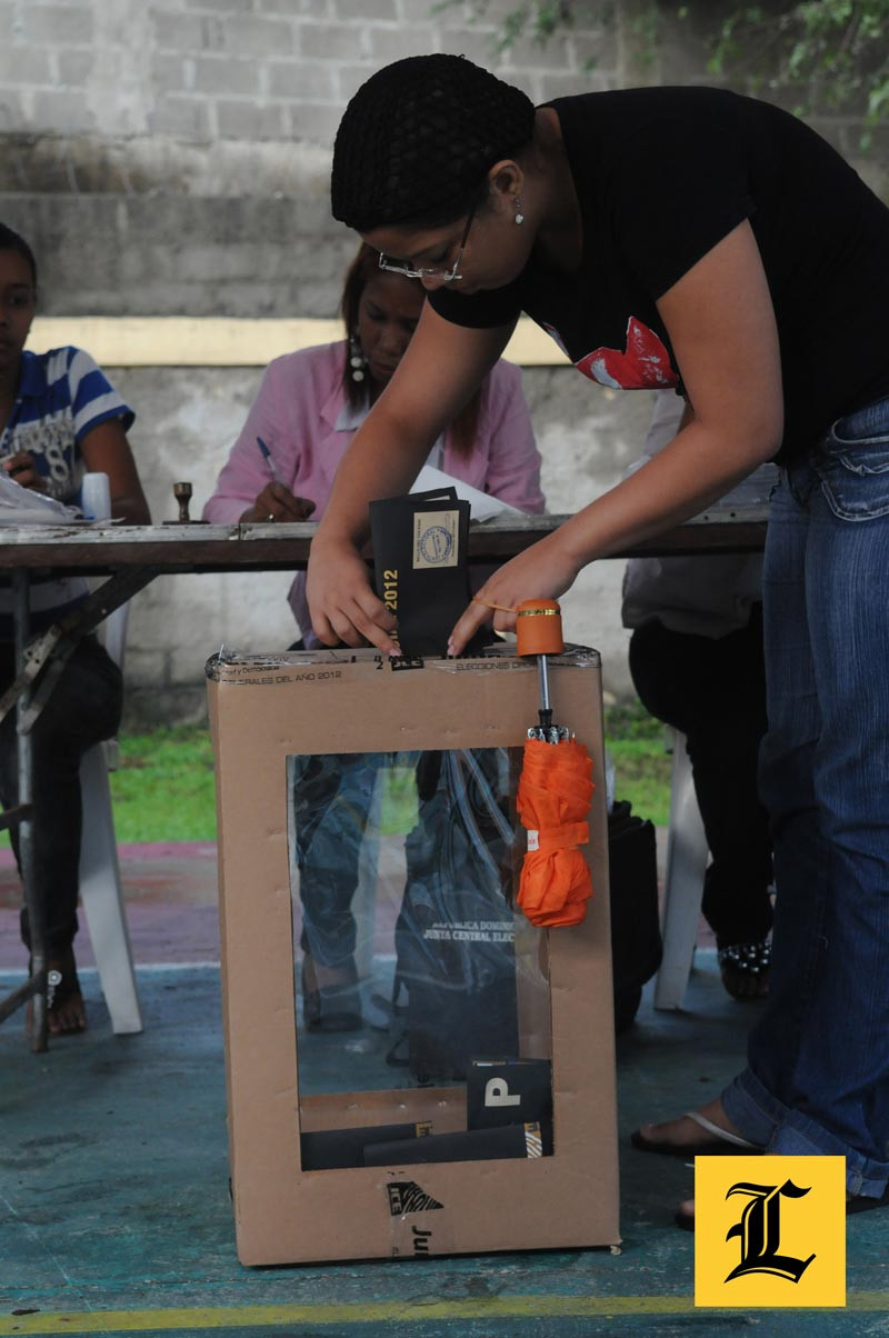 Ya en las elecciones de 2012, las urnas eran de un material trasparente en sus lados.