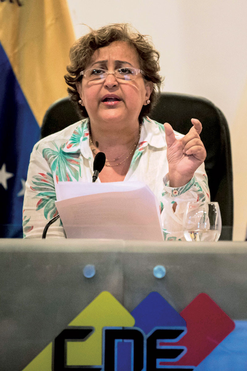 Pero... La presidenta del Consejo Nacional Electoral (CNE),Tibisay Lucena, ofrece declaraciones ayer. El Consejo solicitó investigar las irregularidades cometidas en el cumplimiento de esta etapa.