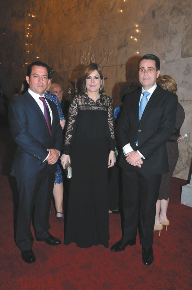Rafael Barceló, Ana Corripio de Barceló y Alejandro Cuadra.