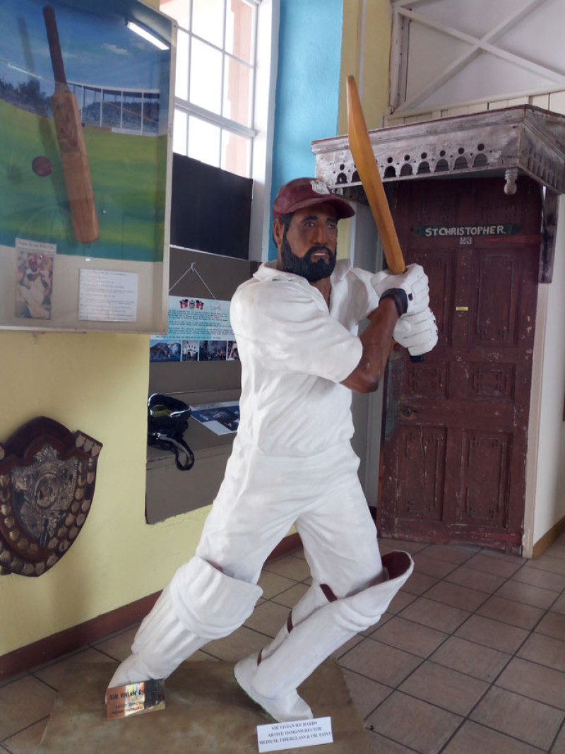Deportista. La figura en cera de Siur Vivian Richards, campeón de cricket y uno de los
héroes de Antigua.