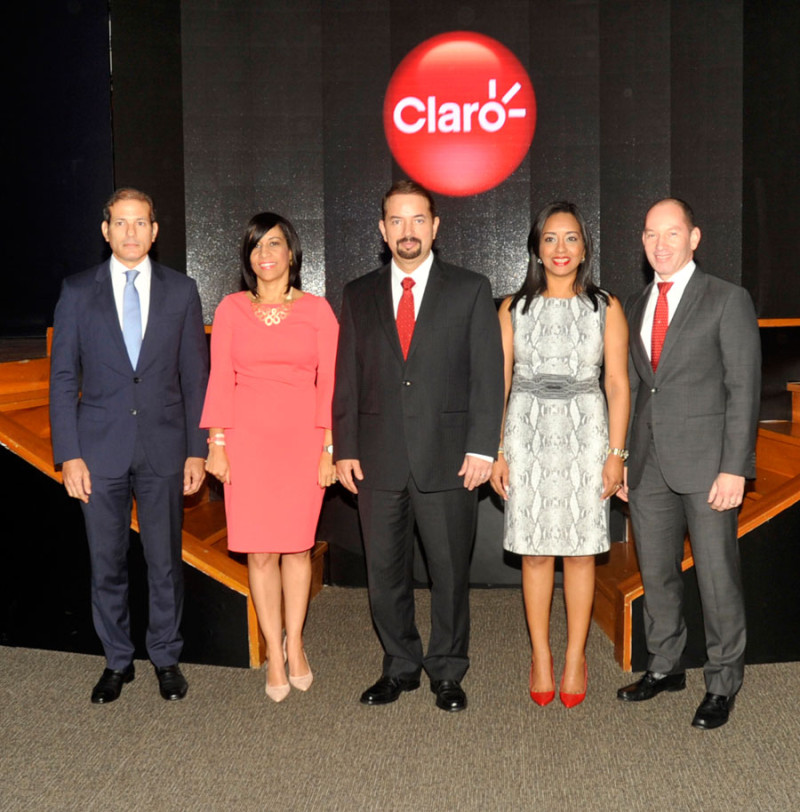 Carlos Cueto, Lucía Guzmán, Oscar Peña, Yaskara Sánchez y Omar Acosta.
