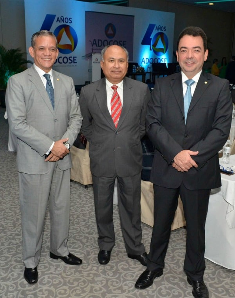 Christian Wazar, Juan Antonio Álvarez y Andrés Mejia.