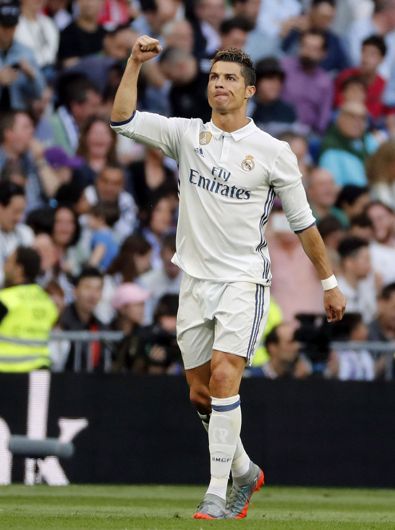 Cristiano Ronaldo será titular en el partido de hoy para el Real Madrid que lucha por el título de la Liga de España.