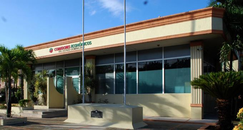 Fachada de los comedores económicos.