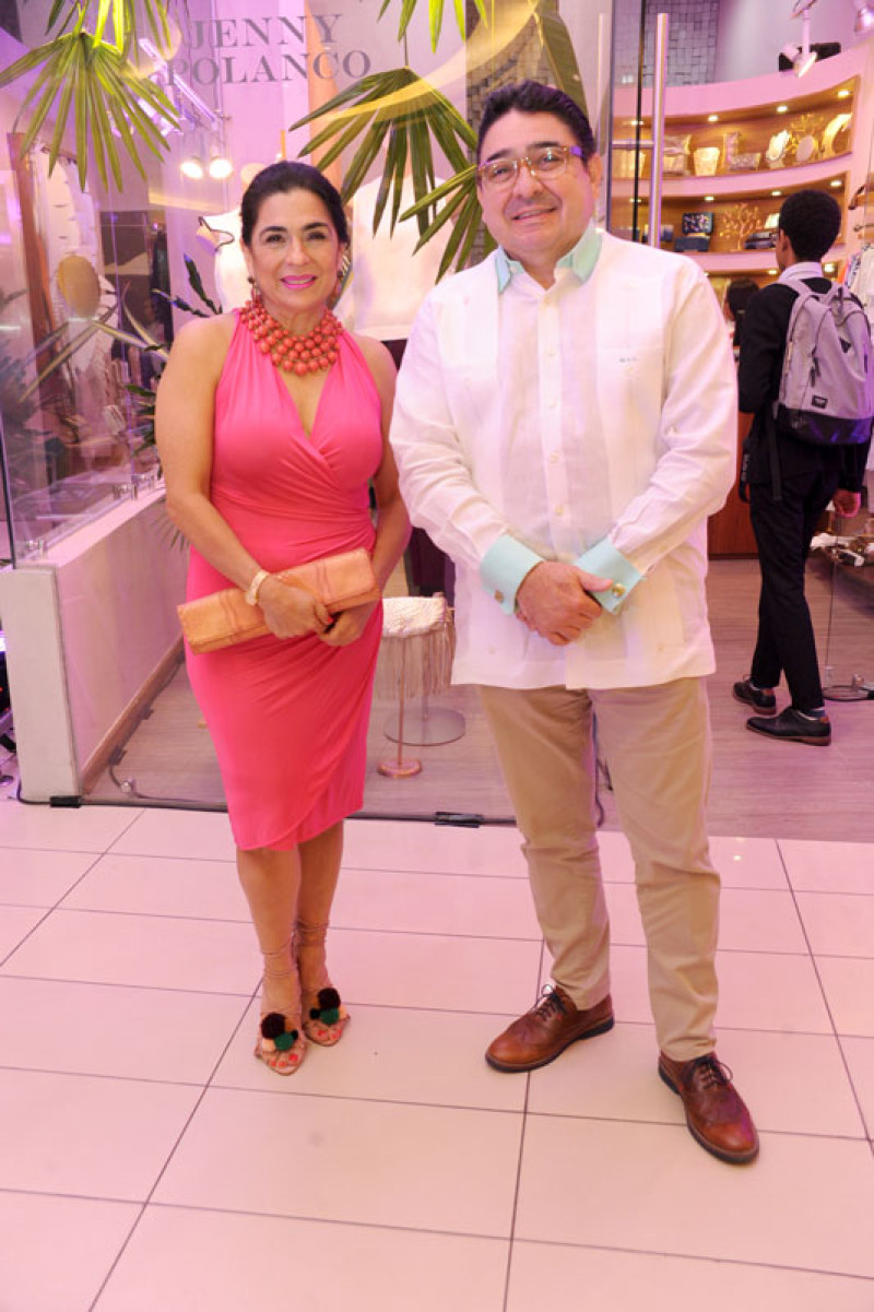 Miriam Calzada y Miguel Calzada.