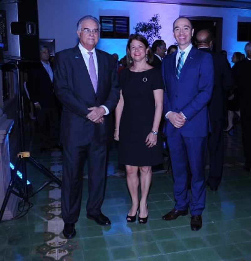 Gabriel Roig, Sandra Jacobo y Juan Carlos Restrepo.