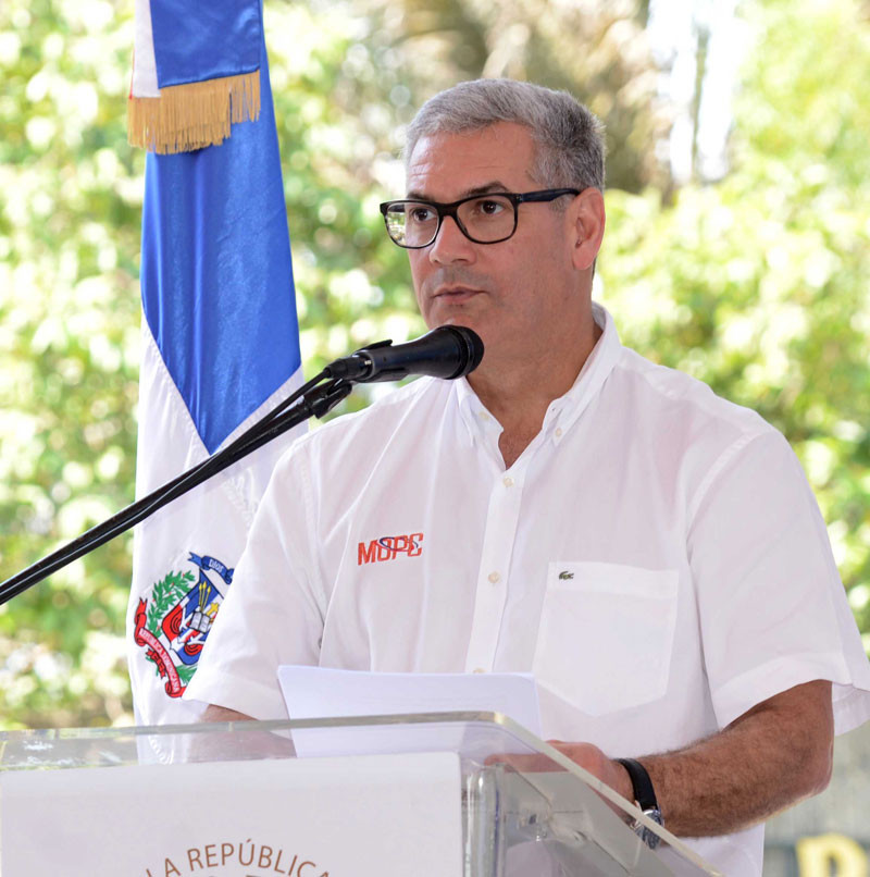 Ministro Gonzalo Castillo