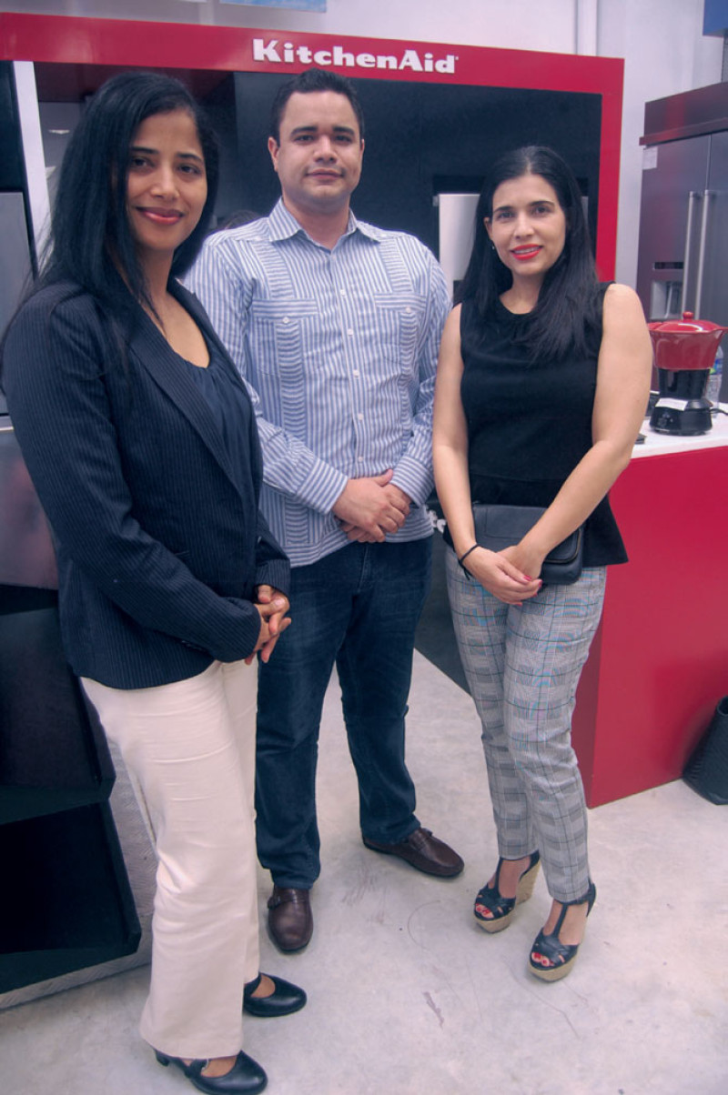 Juana Crisóstomo, Jean Carlos López y Catherine Leiba.