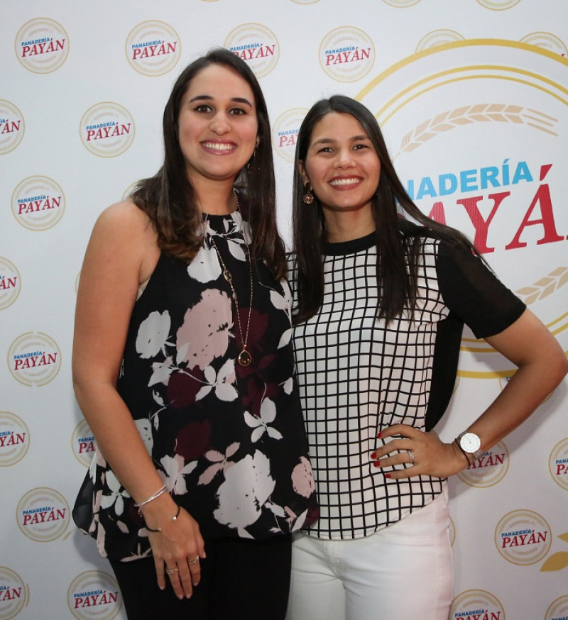 Alejandra Abreu y Gabriella López.