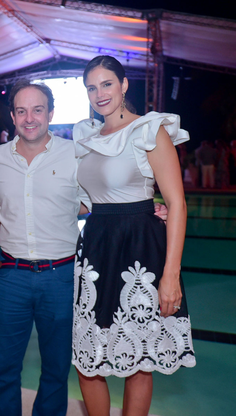 Eduardo Guerra y Renata Soñé.