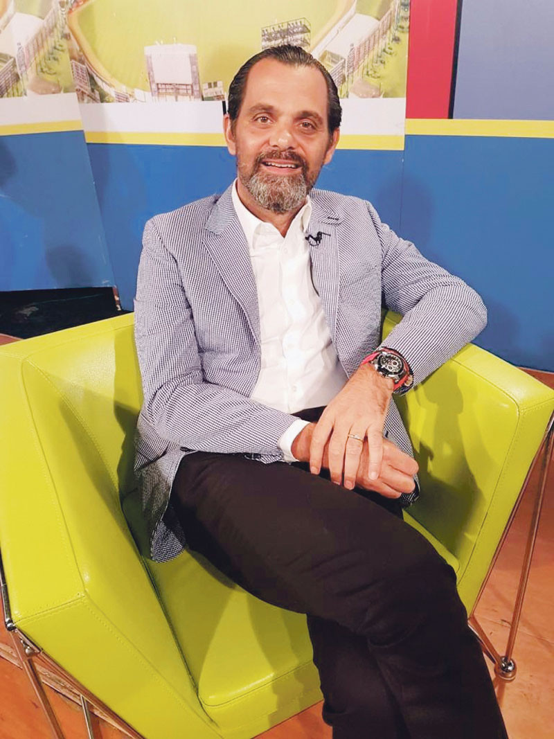 José Miguel Bonetti, Du-Breil, presidente de los Leones del Escogido.