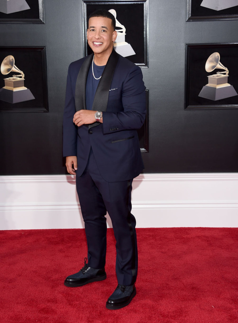 Daddy Yankee, es un cantante, y productor puertorriqueño.