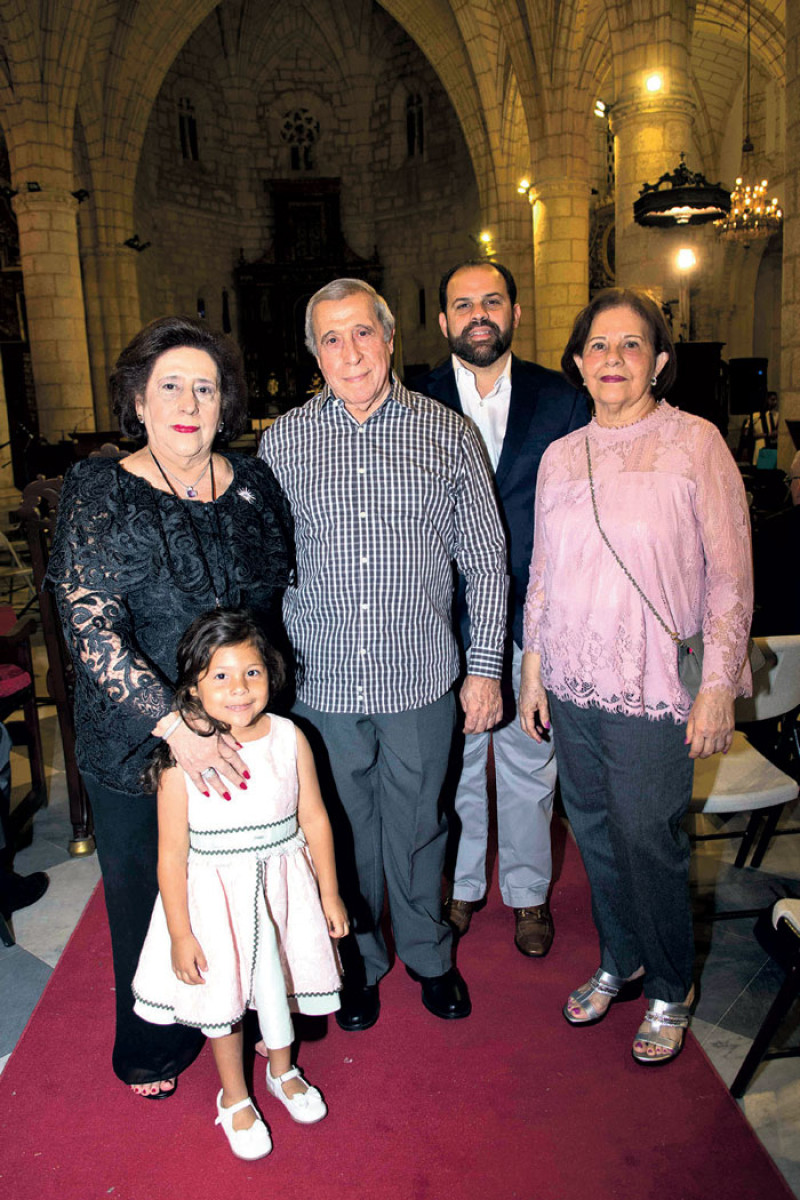 Lucita de Díaz, José Domingo, Manuel Domingo, Miranda Domingo y Magdalena Domingo. CORTESÍA DE LOS ORGANIZADORES.