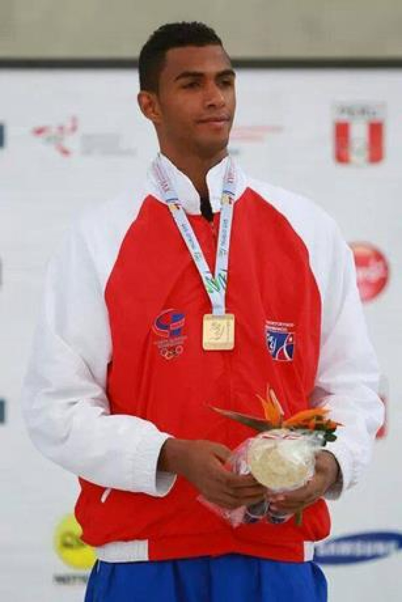 Moisés Hernández conquistó medalla de bronce en el Mundial de Taekwondo que tiene lugar en el Reino Unido.