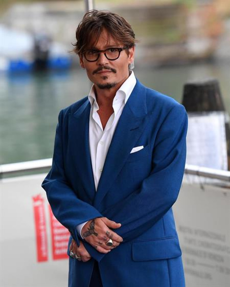 Johnny Depp llega a la playa de Lido para la 76a edición del Festival Internacional de Cine de Venecia. EFE/Ettore Ferrari.
