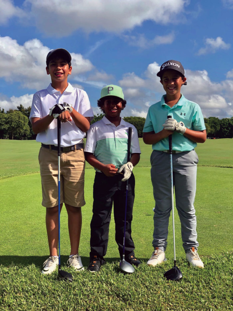 Sebastian González, Alejandro Balbuena y Waldo Aguasvivas Arias en la tercera parada del US Kids Golf Tour celebrada en The Links, Casa de Campo.