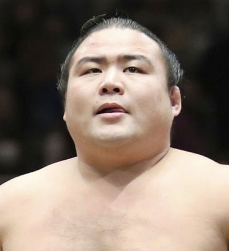 Shobushi, un luchador de rango inferior, contaba con 28 años a la hora de su deceso.