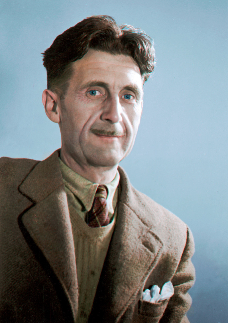 Pie de foto: George Orwell pensando en si seguir sus cinco primeras normas o aportar a una sexta.