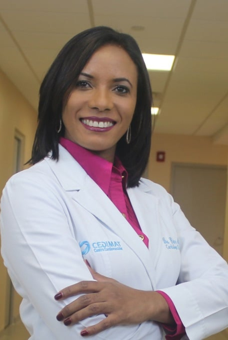 La doctora Elaine Núñez es cardióloga electrofisióloga.