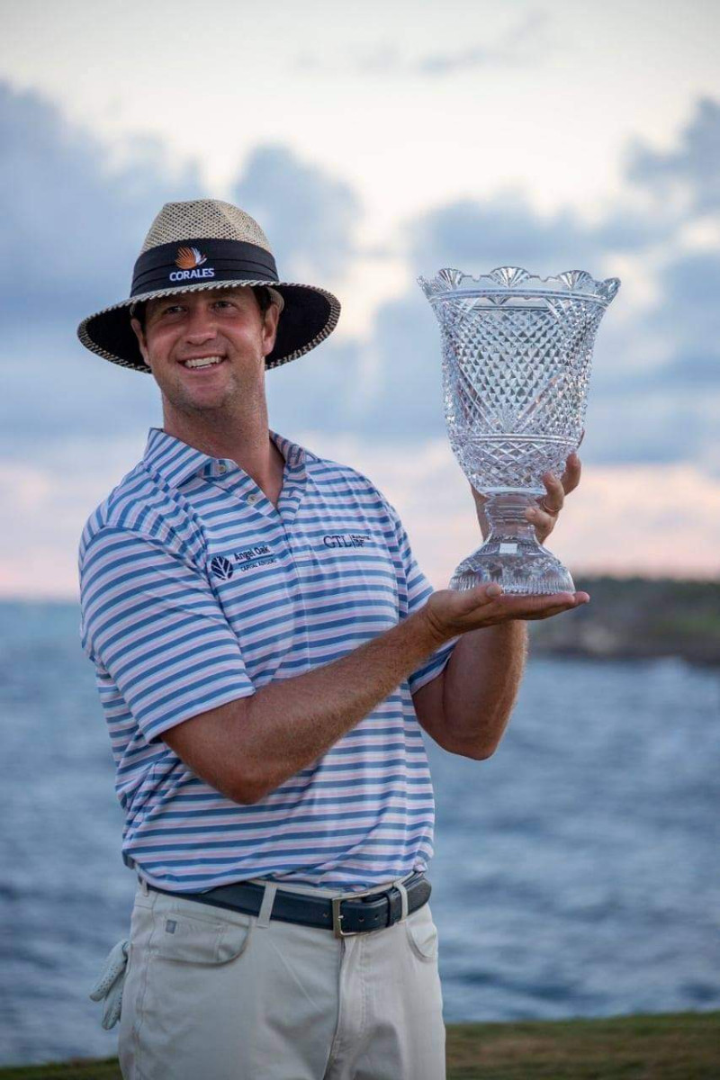 El estadounidense Hudson Swafford, ganador del Corales Puntacana Resort & Club Championship PGA TOUR.
