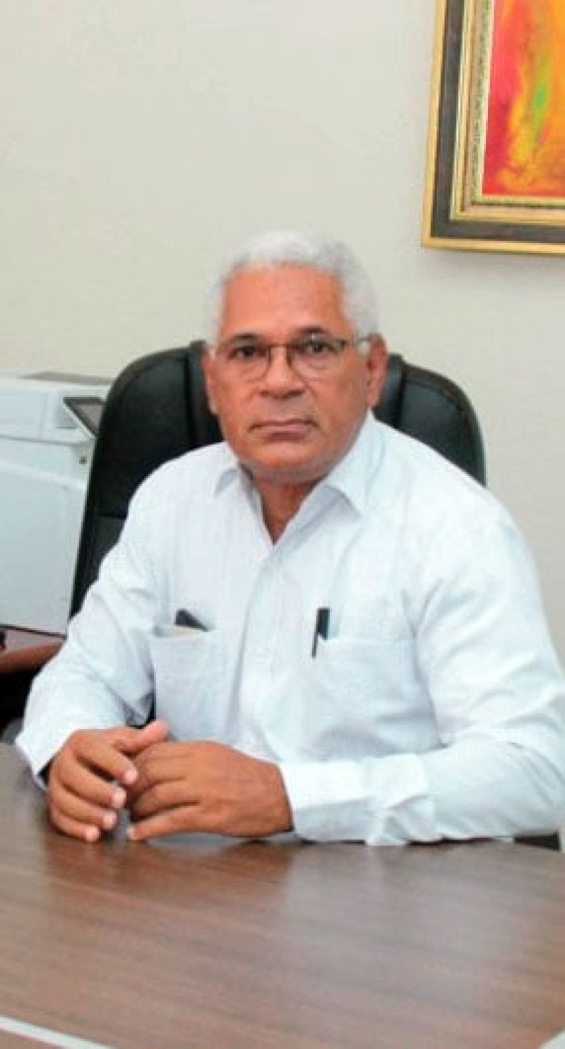Héctor Luis Martínez, Director general de la biblioteca Pedro Mir