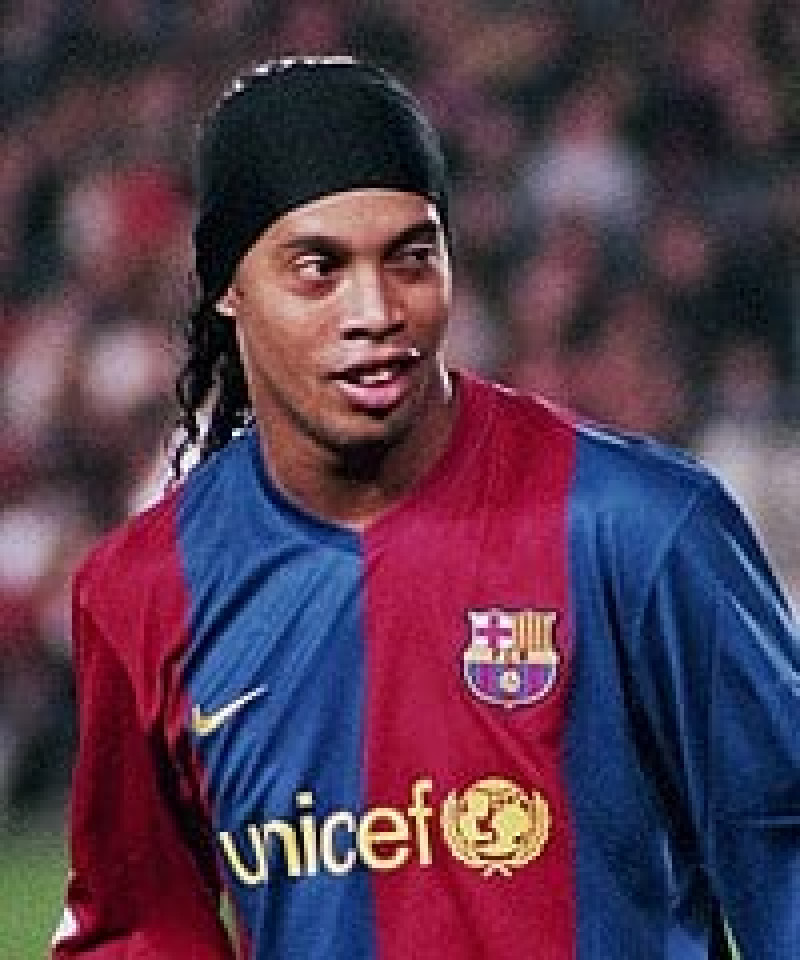 Imagen del exfutbolista internacional brasileño Ronaldo de Assis Moreira, Ronaldinho. Foto tomada de Wikipedia