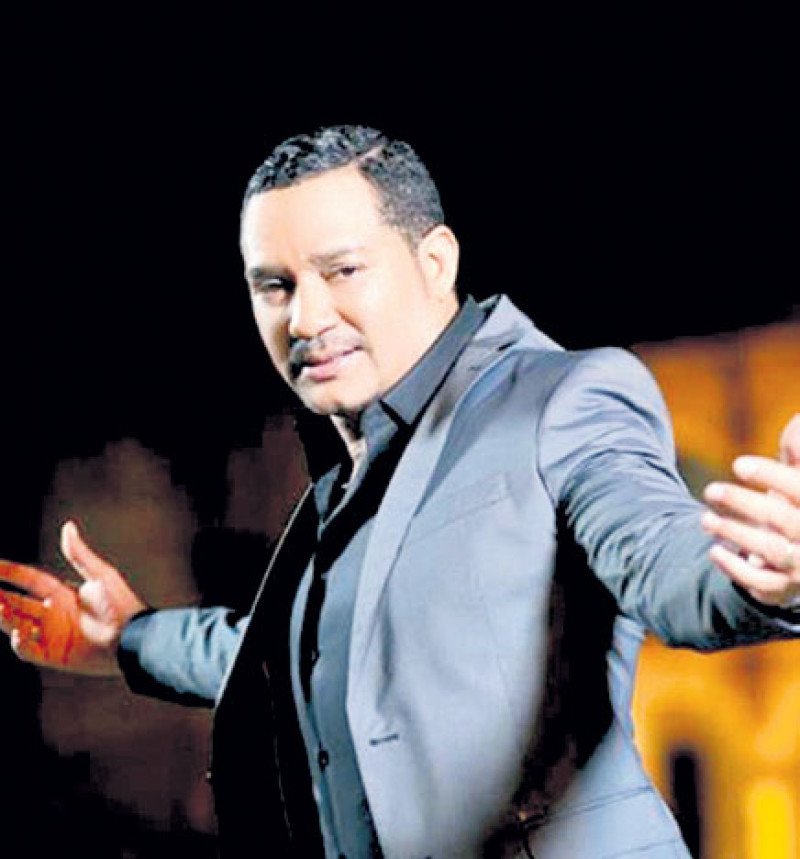 El bachatero Frank Reyes protagonizará dos conciertos virtuales..
