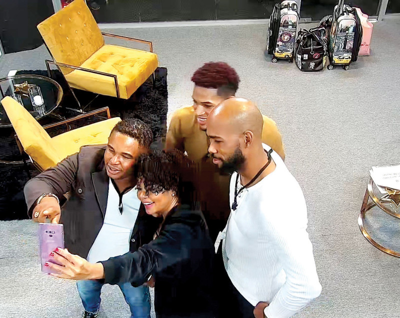 “Buscándole un novio a mamá” con Cheddy García llega a su final. CA