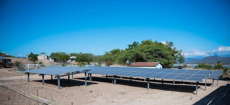 La microcentral solar hacen de Sabana Yegua Viejo la primera comunidad verde dominicana que opera con energía limpia.  NPF