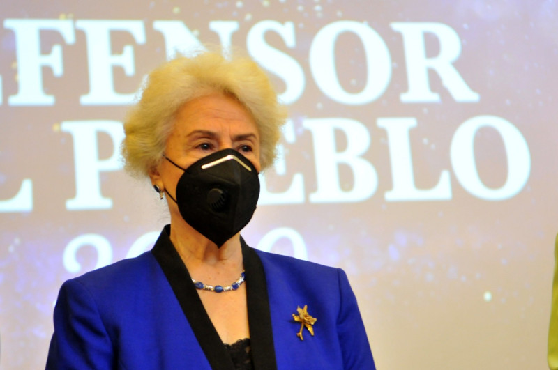 La luchadora antitrujillista Tomasina Cabral Mejía al momento de la entrega del premio. ADRIANO ROSARIO/LD