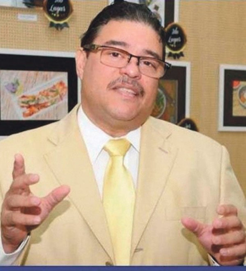 Francisco Camacho asumió el puesto de Ministro de Deportes y tomó una licencia en el taekwondo.