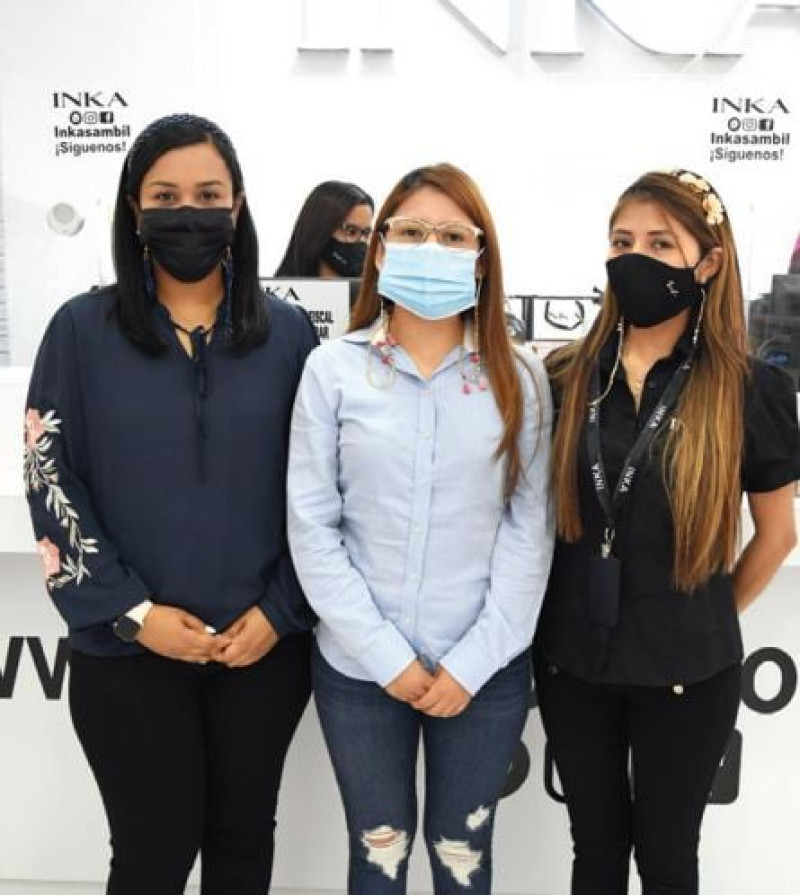 Liset Guzmán, Grace Cando y Jessica Cando. CIRILO OLIVARES/LD.