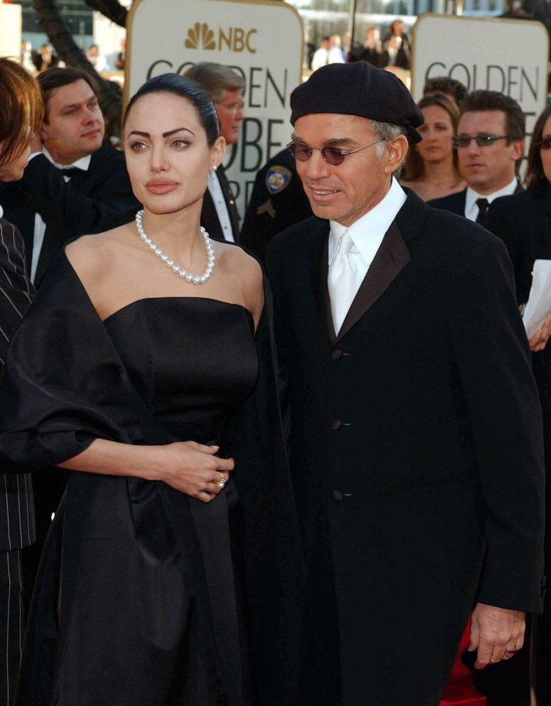8.-Angelina Jolie y Billy Bob Thornton cuando estaban casados en 2002. EPA PHOTO