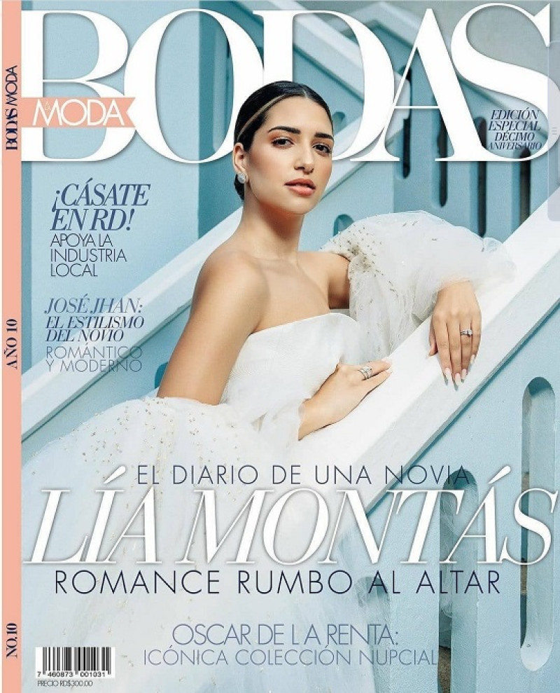 La portada de la revista se engalana con la imagen de la influencer de moda, Lía Montás.
