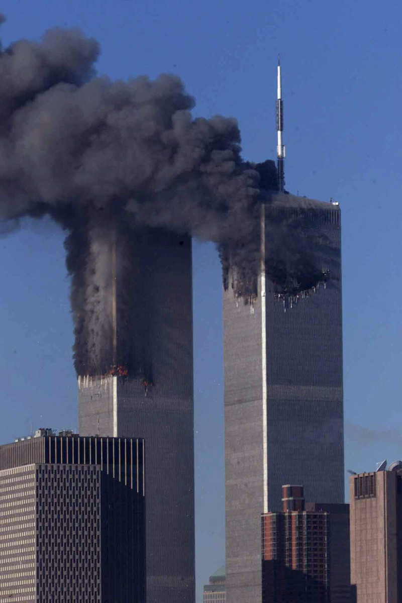 Los atentado del 11 de septiembre de 2001 en Nueva York (EE.UU.). Las torres gemelas fueron derrumbadas por los terroristas. (Foto: EFE/archivo).