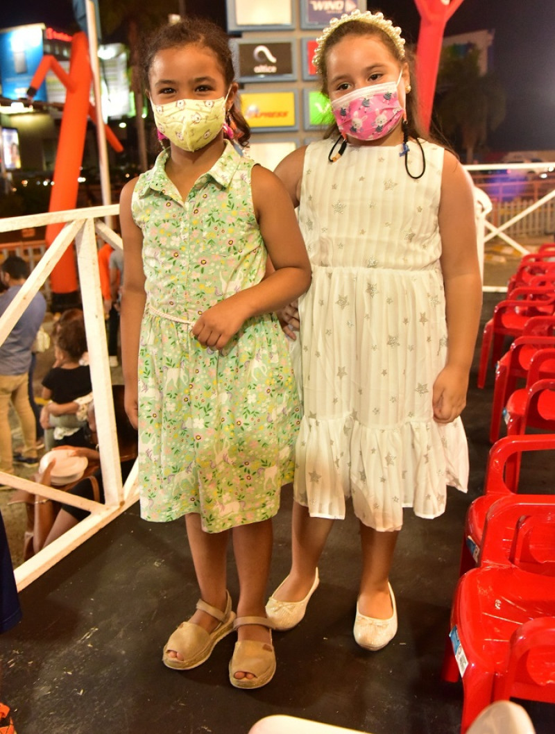 María José Adan y Alaia Hernández.