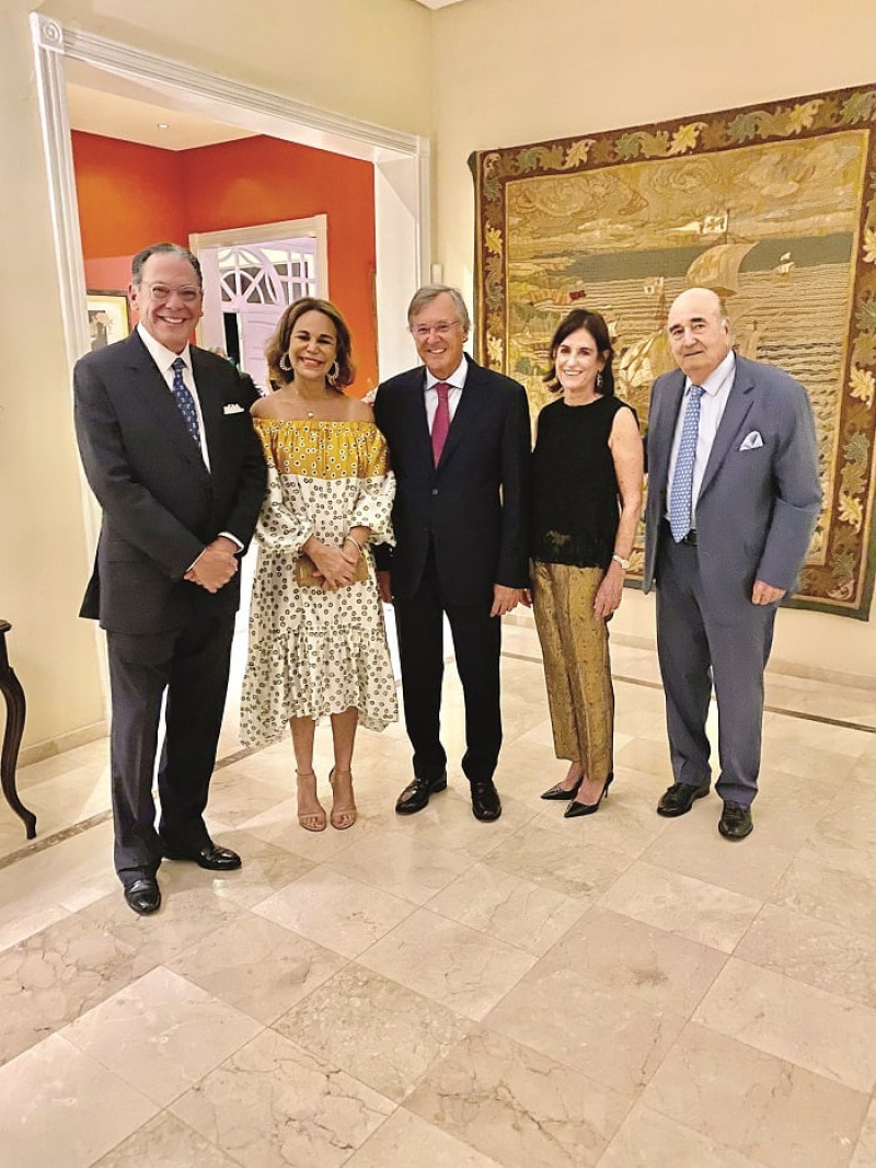 Roberto Bonetti, Rasanna Rivera, Antonio Pérez-Hernández, Torra, Pilar Llado y Juan José Arteaga.