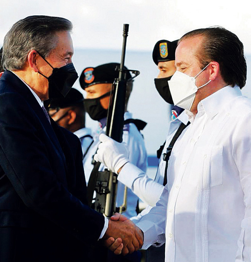 Reciben presidentes en Base Aérea de Puerto Plata.