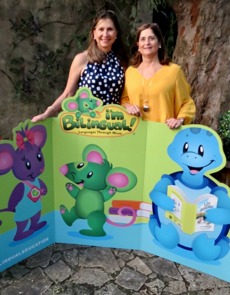 Yolanda Borrás y Leonor Elmúdesi de Bancalari,