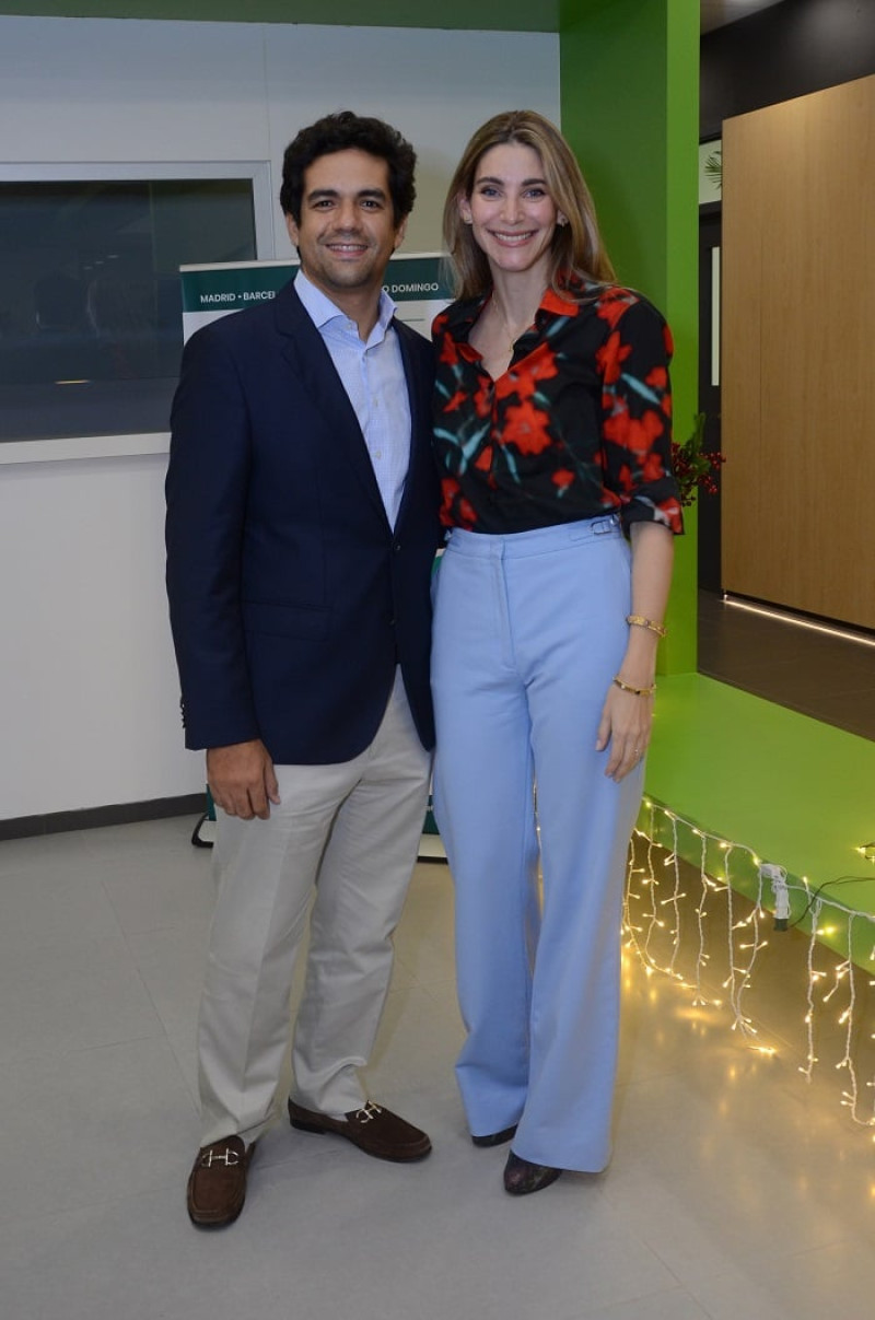 Eduardo Brugal y Paulette Pichardo.