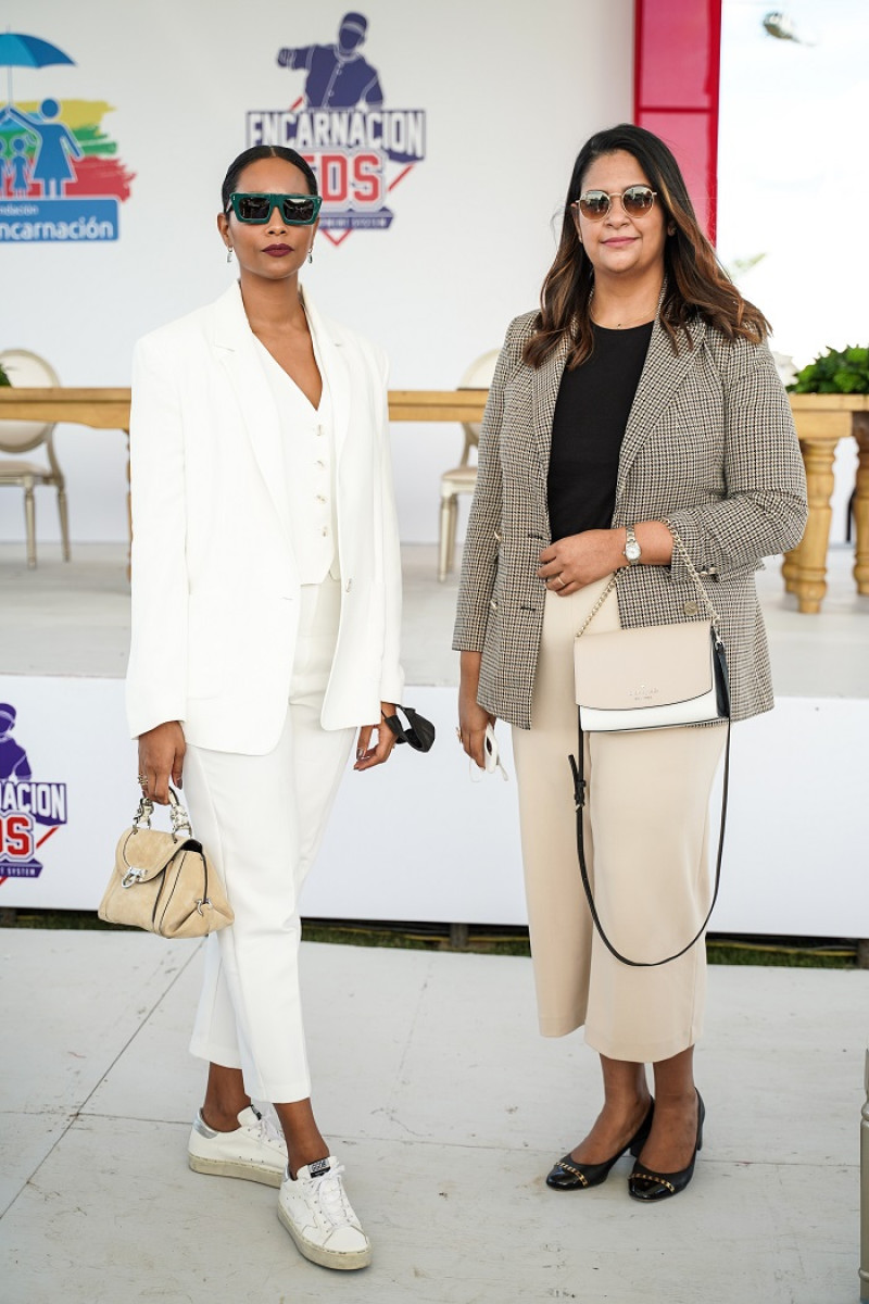 Mariela Santos Jimenez y Rita Soriano.