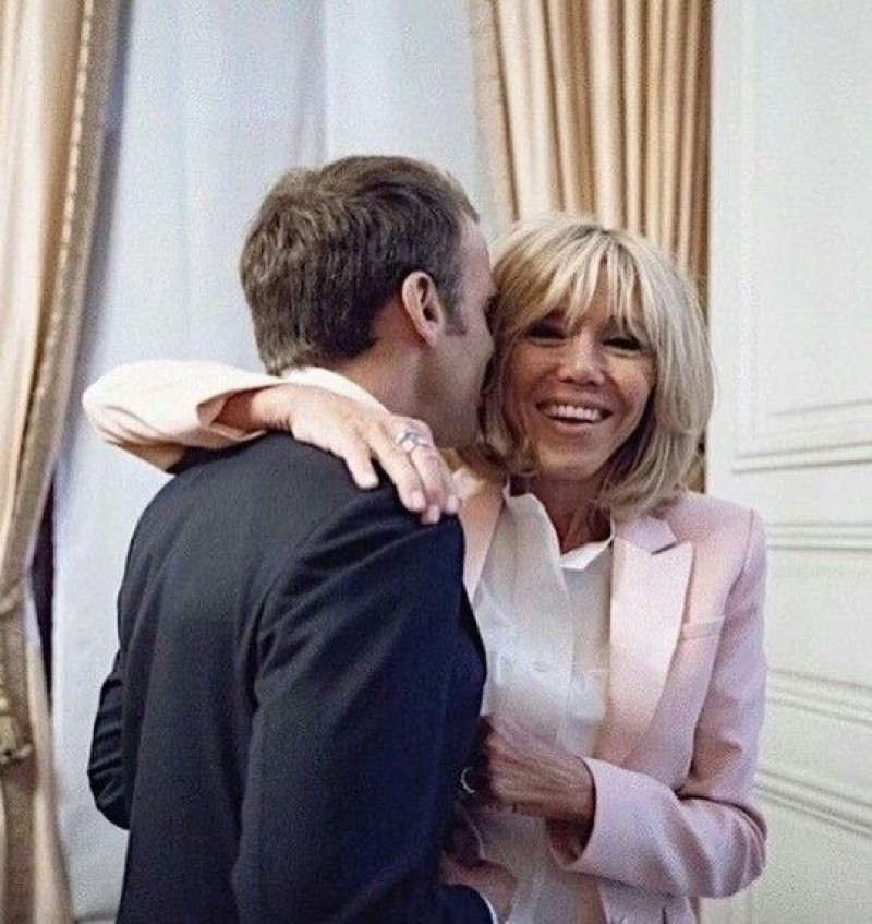 Brigitte y Emmanuel Macron.