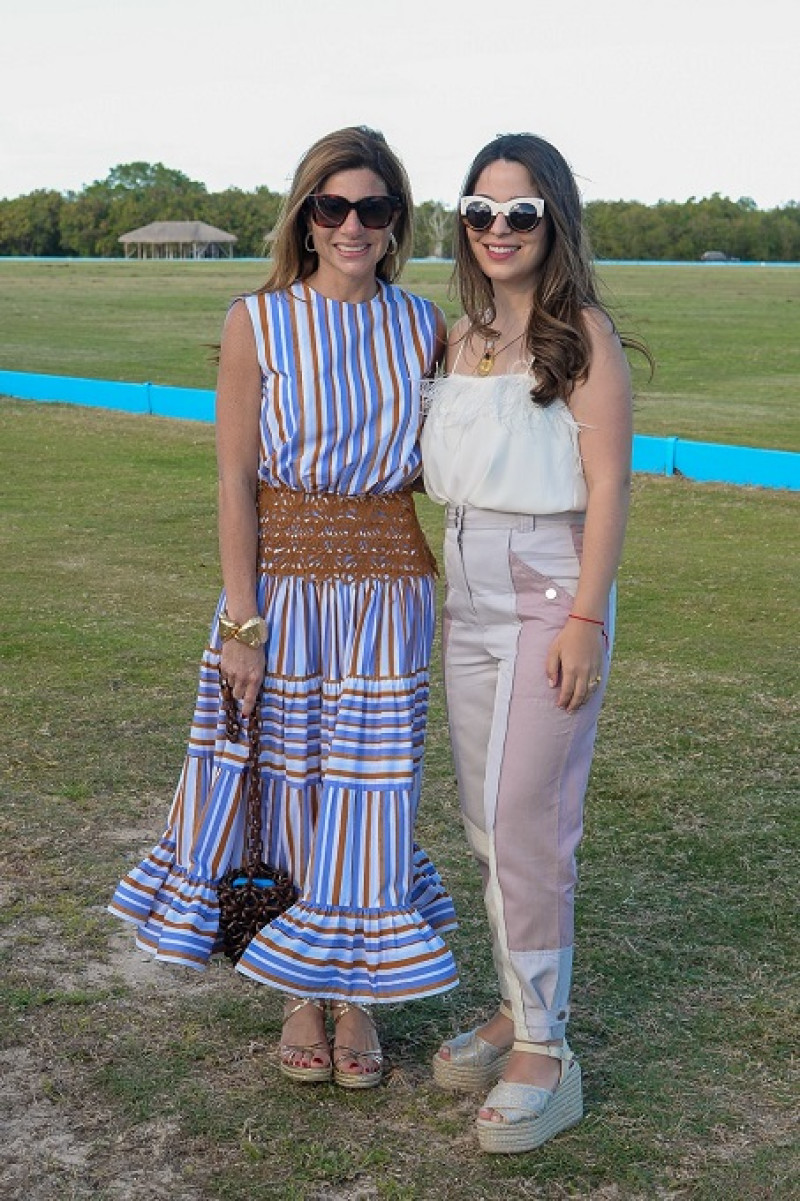 Paola Rainieri y Sonia Reid.