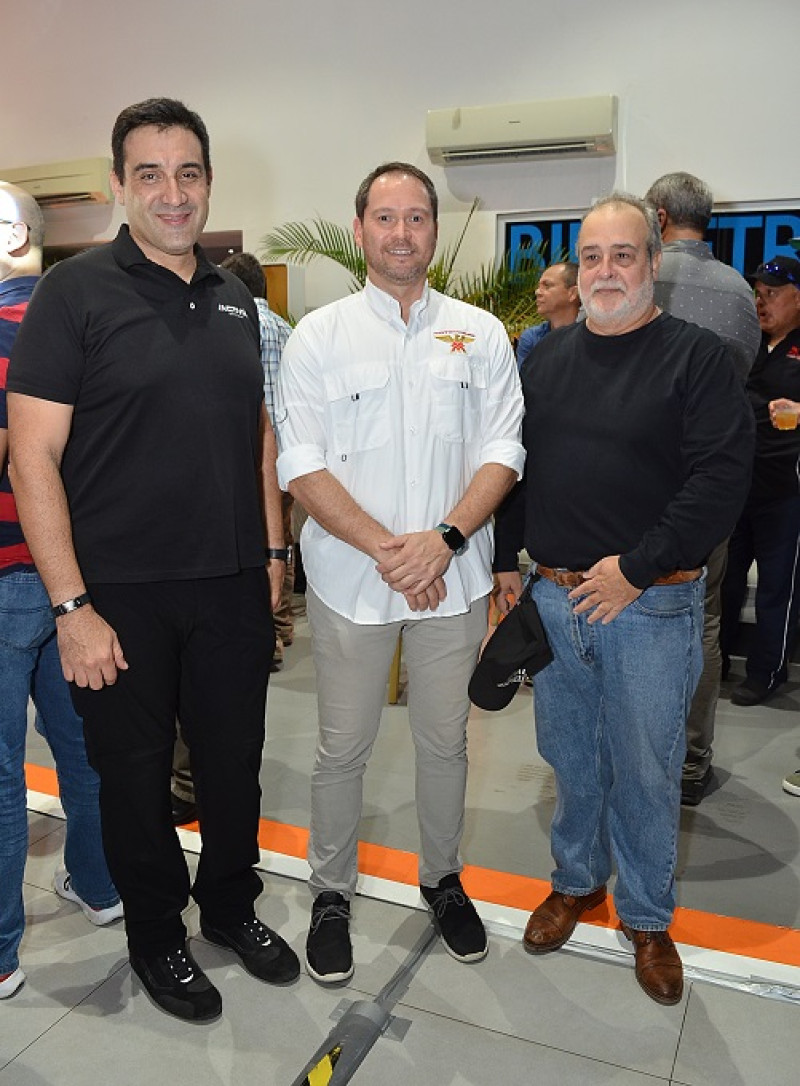 Manuel Espinal, José Augusto Muñoz y Ernesto Mathiss.