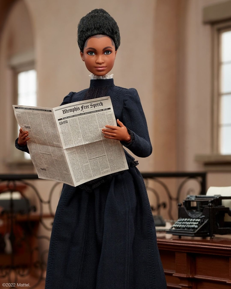 Barbie inspirada en Ida B. Wells. Foto: Barbie vía Instagram.