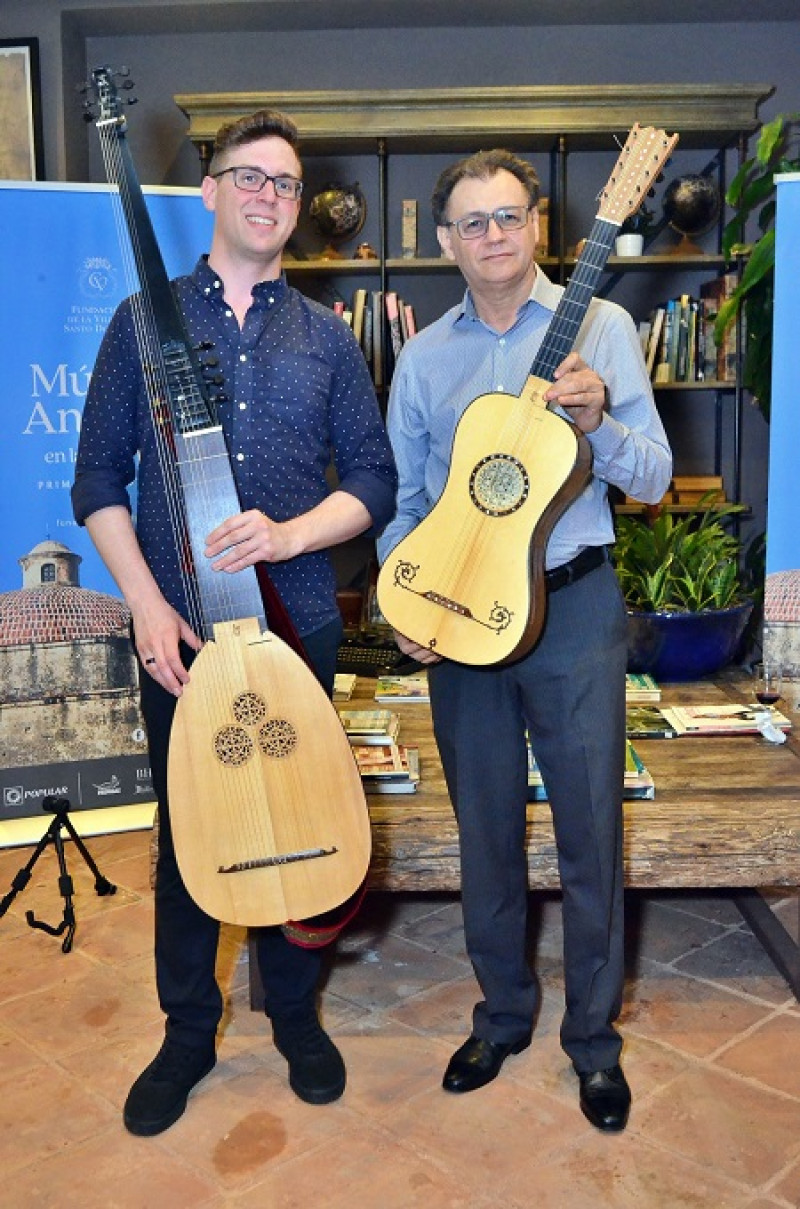 Cameron Welke y Rubén González.