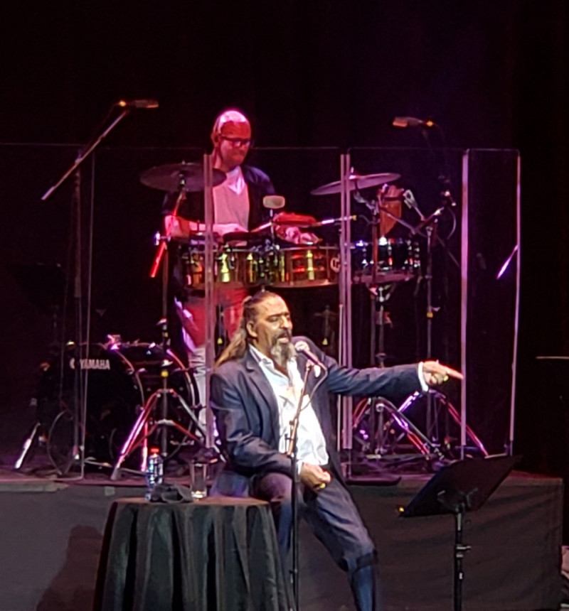 Diego El Cigala cantó la noche del jueves en el Teatro Nacional de Santo Domingo.